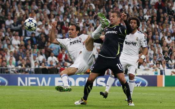 Ricardo Carvalho - Real Madrid & Rafael van der Vaart - Tottenham Hotspur (PROSHOTS)