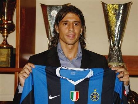 Hernan Crespo new player of Inter Milan (AFP)