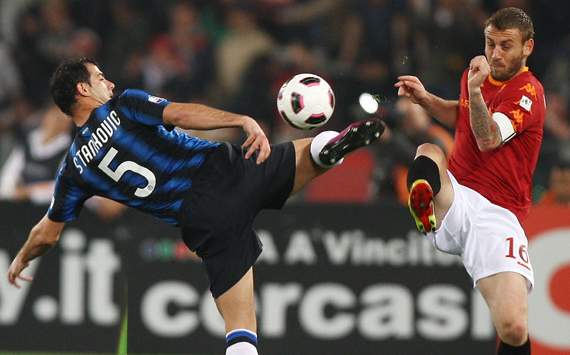 Dejan Stankovic and Daniele De Rossi during As Roma-Inter