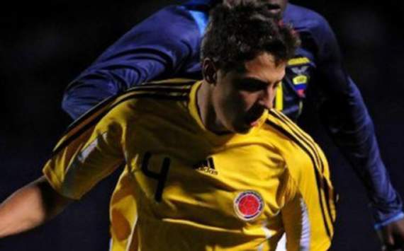 Santiago Arias de Colombia ante Ecuador Sub 20
