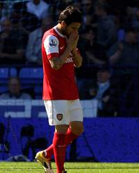 EPL : Cesc Fabregas, Bolton Wanderers v Arsenal