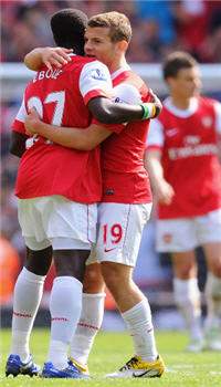Jack Wilshere - Eboue, Arsenal Vs Manchester united - may 2011