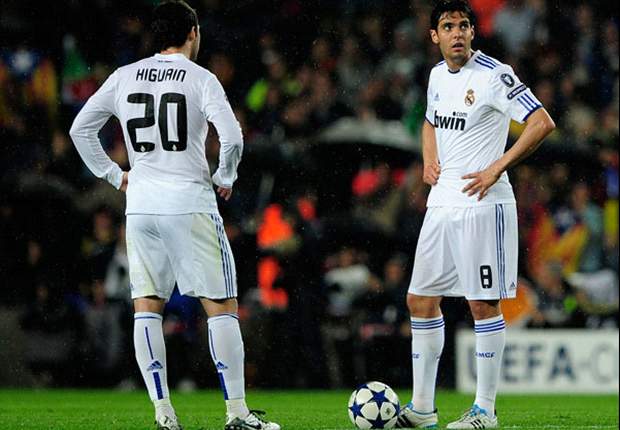 Paris Saint-Germain reportedly in talks with Kaka and Higuain