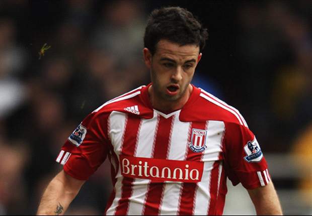 Marc Wilson suffers broken leg during Stoke draw with Sunderland