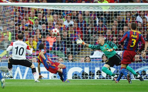 UEFA Champions League Final, Barcelona v Manchester United, Wayne Rooney and Victor Valdes