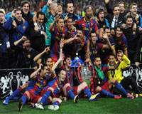 Barcelona downs Man United for title