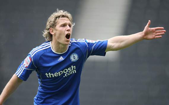 Craig Mackail-Smith , Peterborough United