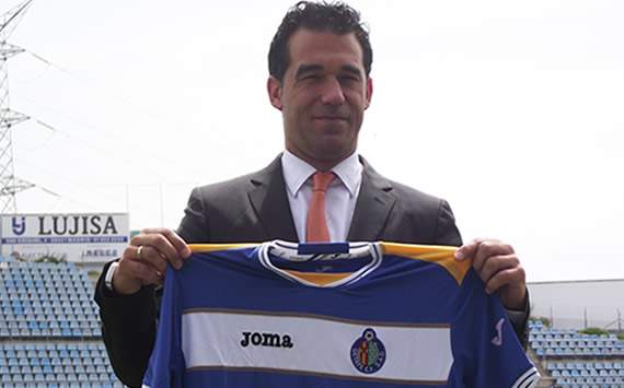 Getafe 'do not care who plays for Barcelona', says Luis Garcia
