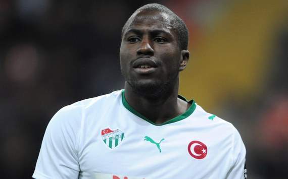 Villarreal's Jozy Altidore to pen four-year contract with AZ Alkmaar