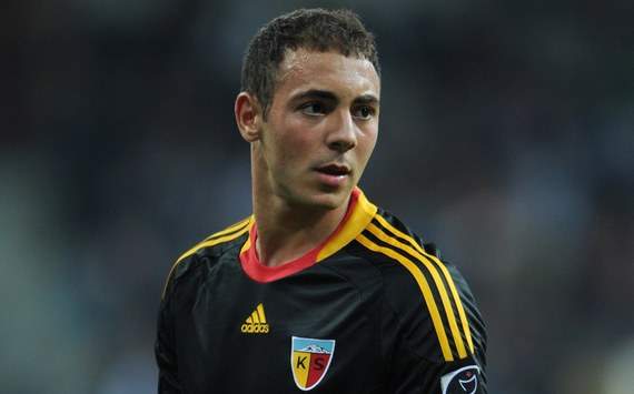Amrabat merkt niks van omkoopschandaal