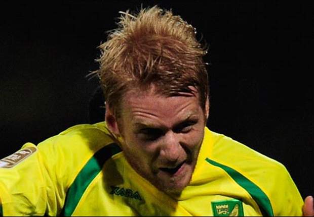 Zak Whitbread and Aaron Wilbraham released by Norwich City