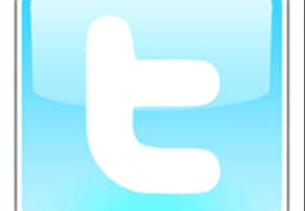 Twitter Round-Up: Ox's FIFA debut, Adebayor's announcement and much more