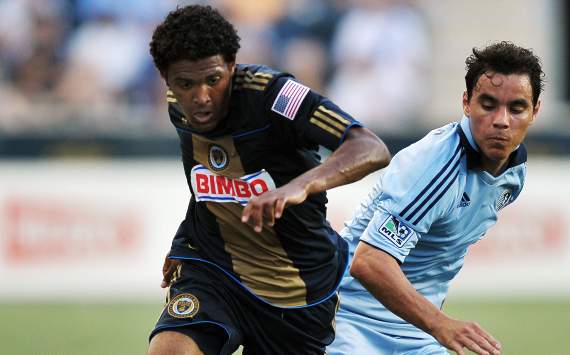 Sheanon Williams, Philadelphia Union; Omar Bravo, Sporting Kansas City; MLS