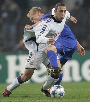 Anthony Vanden Borre