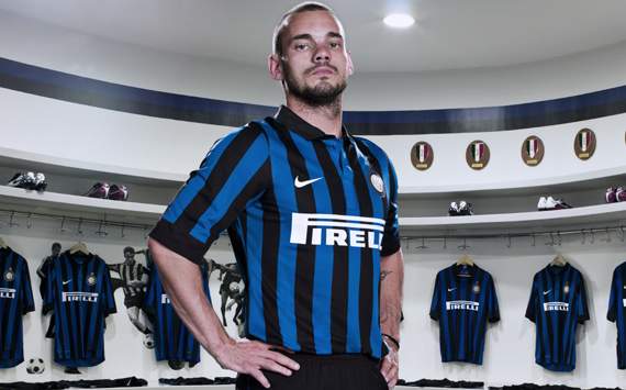 Wesley Sneijder - Inter (Nike)
