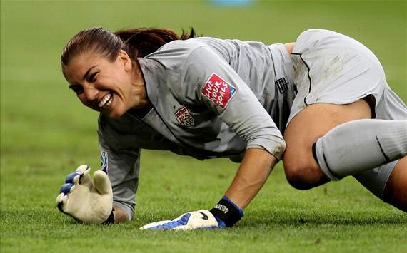 Hope Solo says female players should be allowed to play for men's teams and