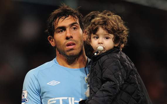 Carlos Tevez and daughter, Manchester City, EPL