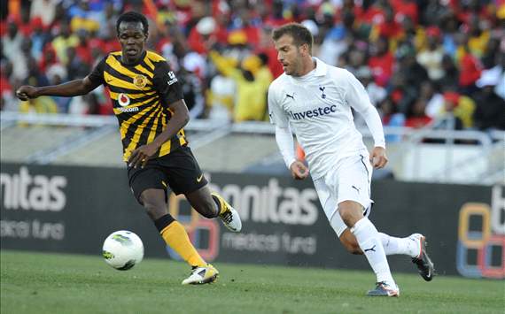Kaizer Chiefs' Knowledge Musona & Tottenham's Rafael Van der Vaart