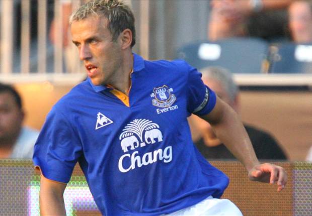 Phil Neville pleads for Donovan return