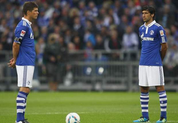 Huntelaar lavishes praise on 'super' Schalke team-mate Raul