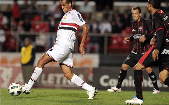 Rivaldo, meia do São Paulo  Crédito: Wander Roberto/VIPCOMM