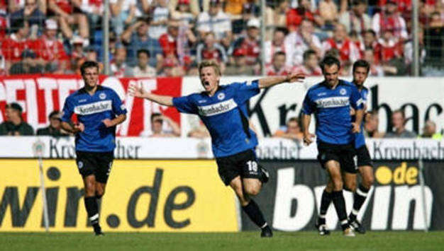 Bundesliga: Bielefelds Wichniarek jubelt gegen Bayern München (AFP)