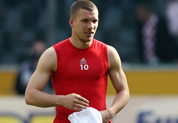 Inter and AC Milan join race for Podolski - report