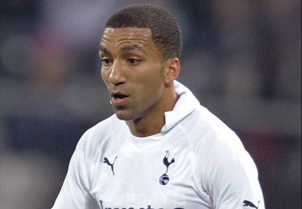 Lennon signs new four-year Tottenham contract