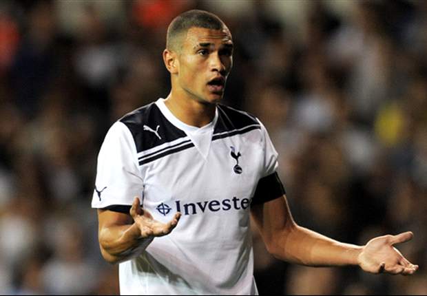 Tottenham defender Caulker signs new four-year contract