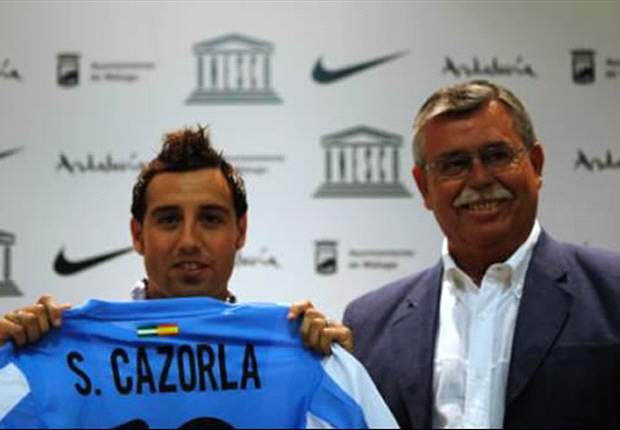 El Málaga saldará su deuda con el Villarreal por Santi Cazorla