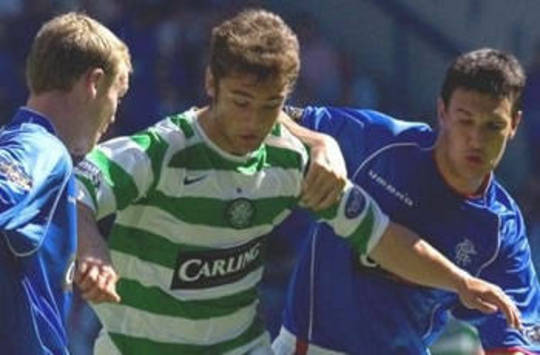 Old Firm derby: Ball and Murray (Rangers) against Maloney (Celtic) (AFP)