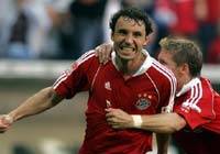 Van Bommel of Bayern (AFP)