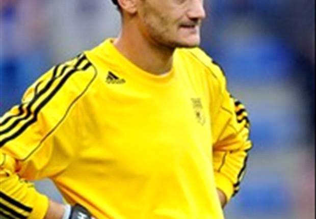 Tottenham tried to sign Lloris - Lyon chairman