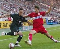 Bundesliga: Depierre of Stuttgart vs Streit of Frankfurt (AFP)