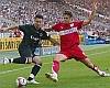 Bundesliga: Depierre of Stuttgart vs Streit of Frankfurt (AFP)