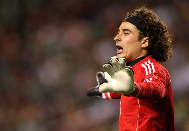 Guillermo Ochoa sueña con la Champions y Brasil