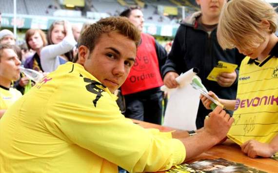 Borussia Dortmund will not sell Mario Gotze to Bayern Munich & will only consider offers from abroad next summer - report