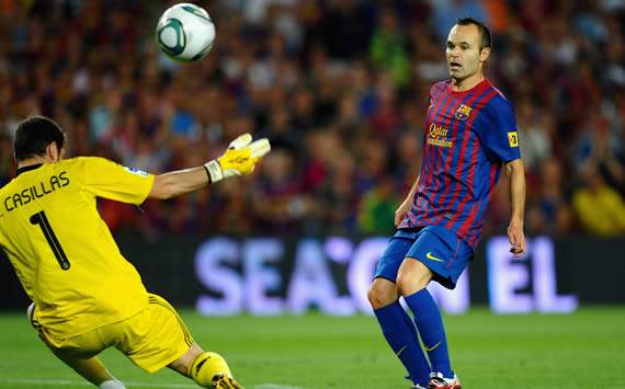 Iker Casillas, Andres Iniesta, Barcelona, Real Madrid