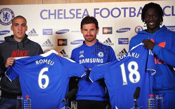Oriel Romeu, Andre Villas Boas and Romelu Lukaku