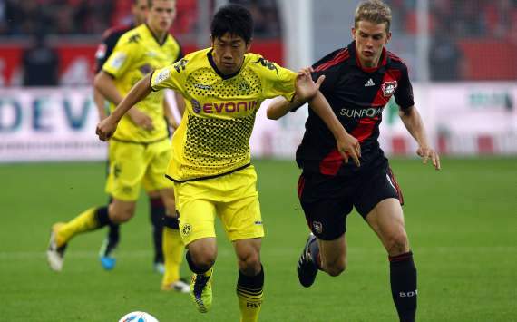 Bayer Leverkusen v Borussia Dortmund, Shinji Kagawa, Lars Bender