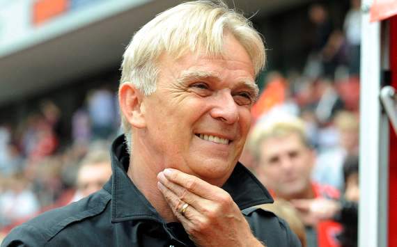 Cameroon appoint Finke as coach