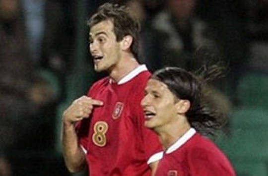 Lazovic and Pantelic, Serbia strikers (AFP)