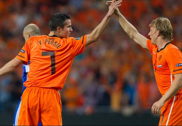 Kuyt: Van Persie told me he wants to play for Fenerbahce one day