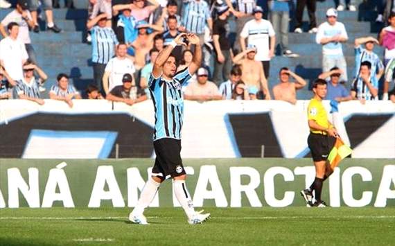 Andre Lima - Grêmio x Atlético PR (Lucas Uebel - gremio.net)