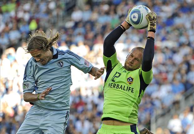 Real Salt Lake signs Josh Saunders and Khari Stephenson
