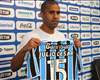 Julio Cesar tem lesão no joelho e desfalca o Grêmio