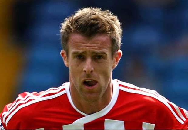 Stoke City midfielder Tonge joins Leeds on loan