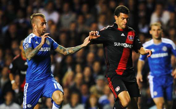 EPL - Chelsea FC v Bayer 04 Leverkusen, Michael Ballack and Raul Meireles 