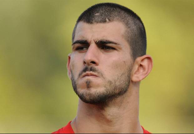 Barcelona not the best in the world, says Deportivo striker Oliveira