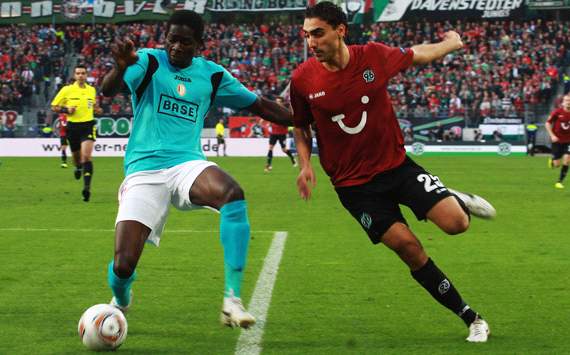 Europa League: Hannover 96 - Standard Liege, Bia Mujangi; Mohammed Abdellaoue